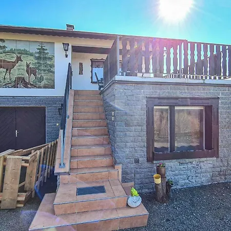 1 Bedroom Beautiful In Adorfot Leubetha Holiday home