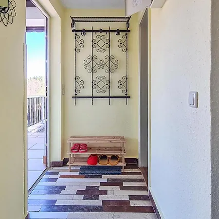 Ferienhaus Beautiful In Adorfot Leubetha