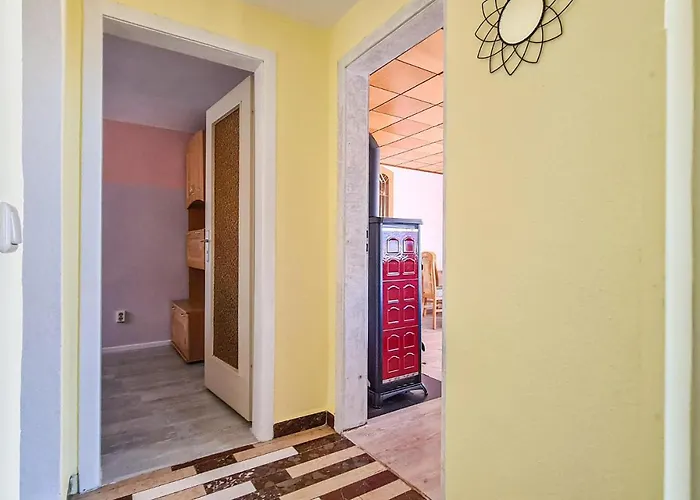 Beautiful In Adorfot Leubetha بيت للعطل *