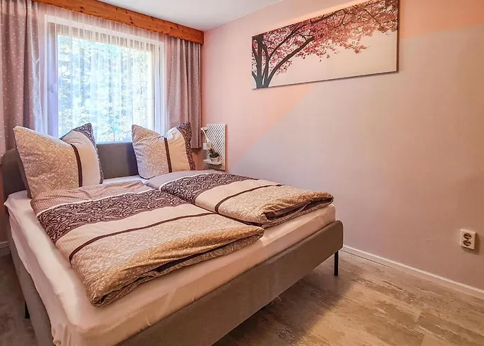 Beautiful In Adorfot Leubetha بيت للعطل